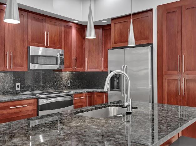 Image 13 of 82 For 132 21st Ct  