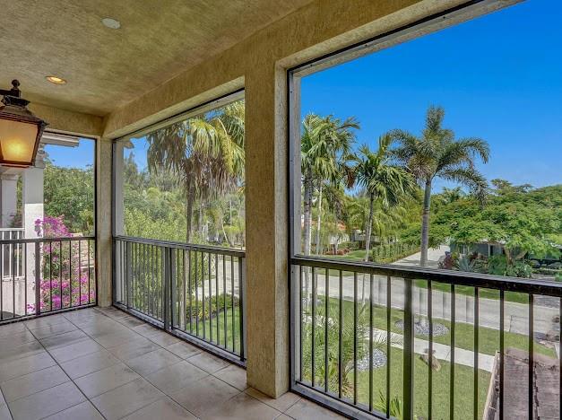Image 38 of 82 For 132 21st Ct  