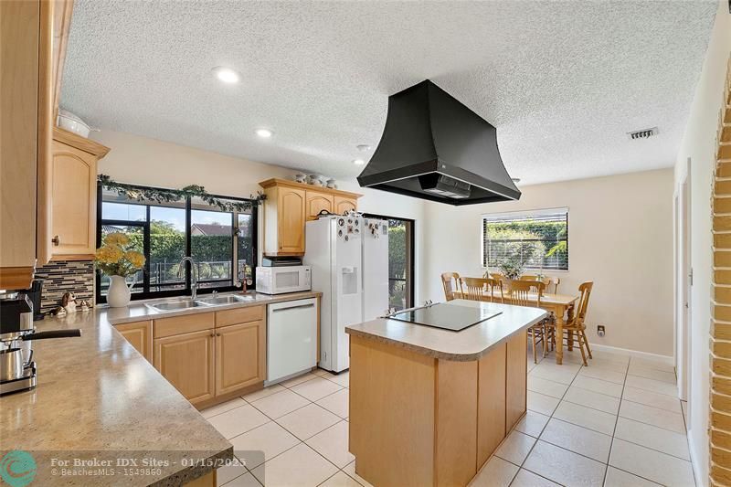 Image 16 of 44 For 10297 16th Ct