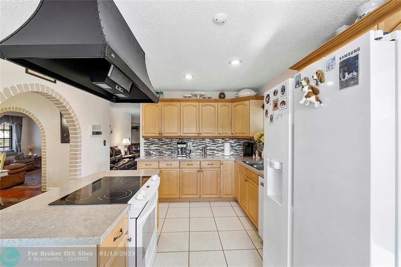 Image 19 of 44 For 10297 16th Ct