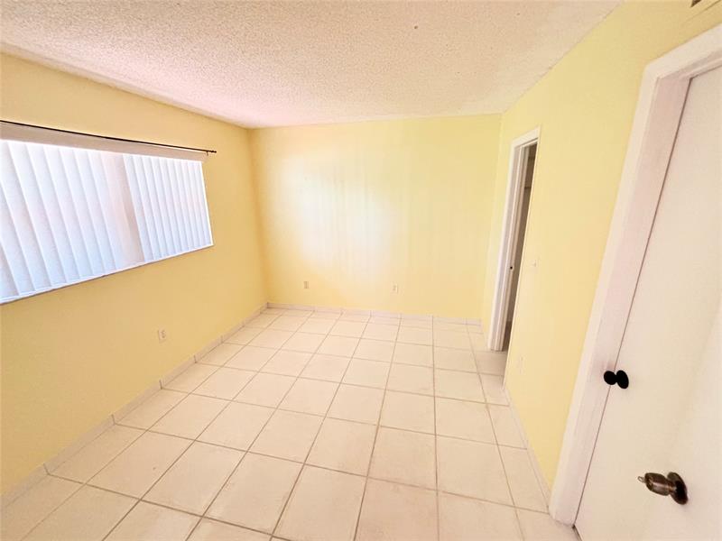 Image 11 of 28 For 7401 16th St  106a