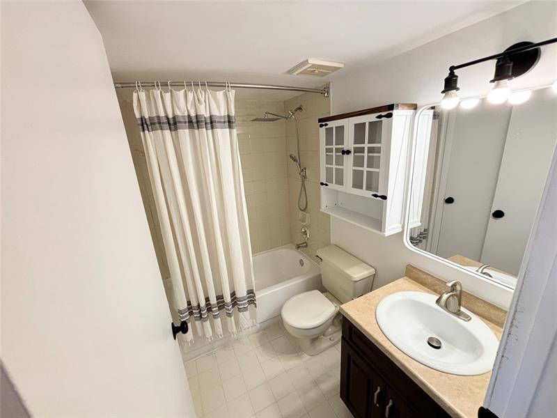 Image 13 of 28 For 7401 16th St  106a