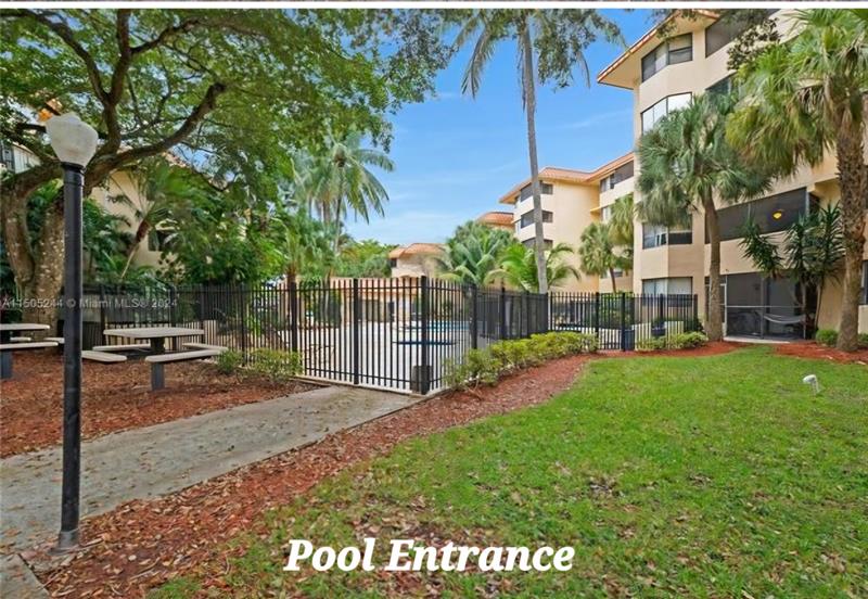 Image 4 of 28 For 7401 16th St  106a