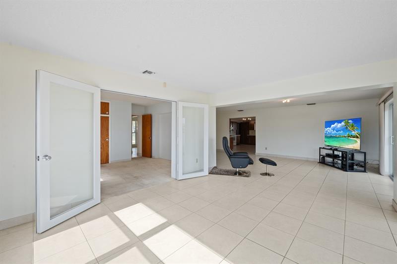 Image 16 of 16 For 248 4th Ave  