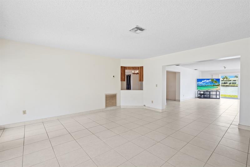 Image 6 of 16 For 248 4th Ave  
