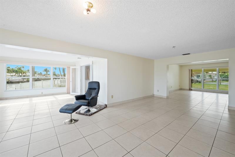 Image 9 of 16 For 248 4th Ave  
