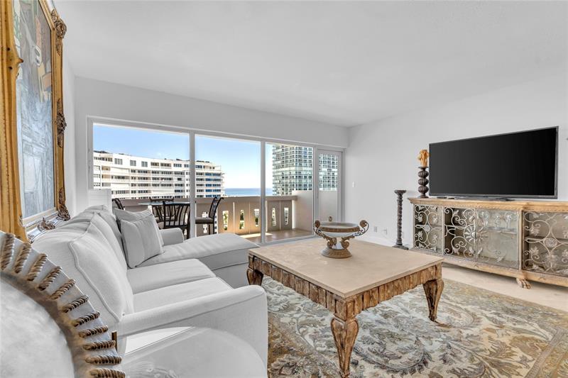 Image 5 of 15 For 2100 Ocean Dr  15b