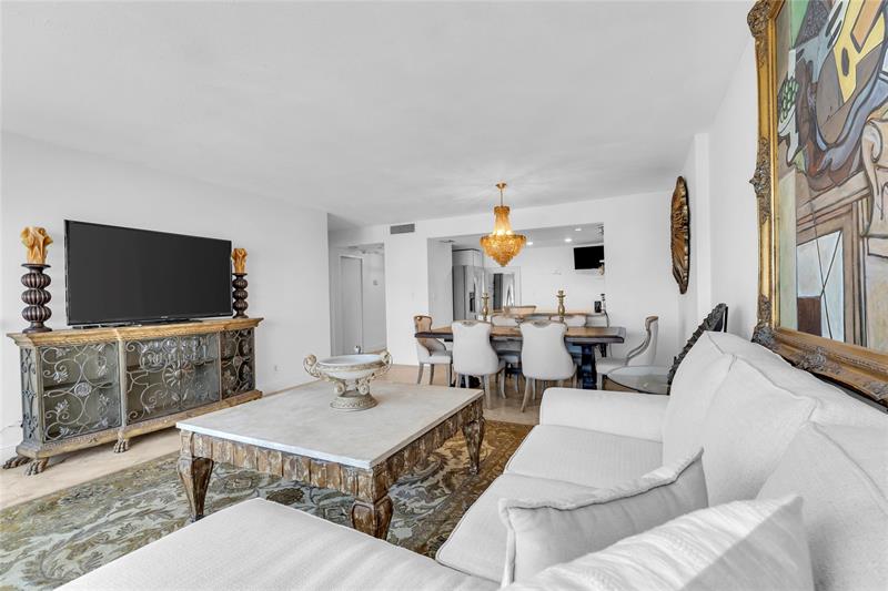 Image 7 of 15 For 2100 Ocean Dr  15b