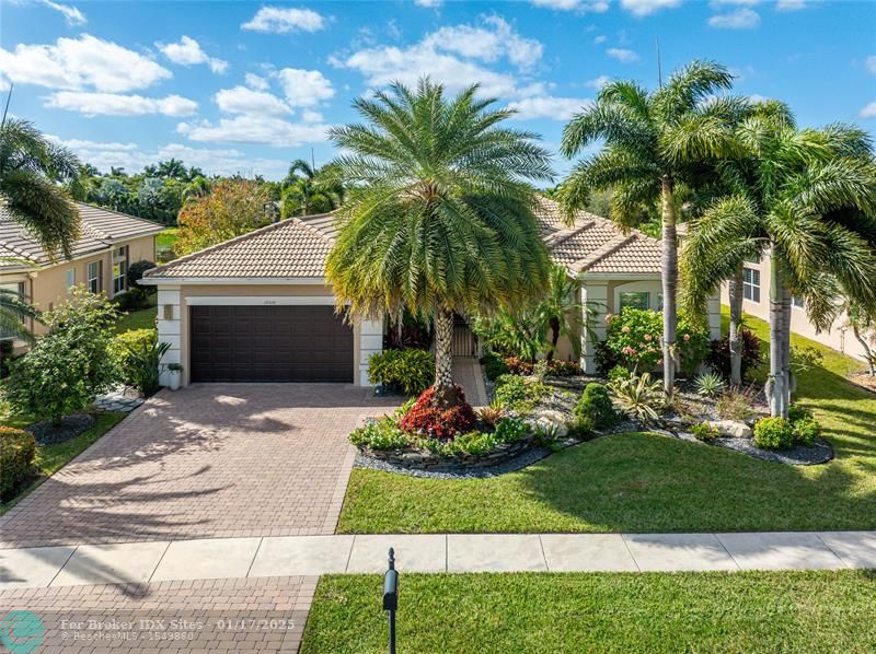 Details for 10516 Whitewind Cir, Boynton Beach, FL 33473