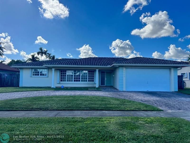 Listing Details for 4040 37th Ave, Hollywood, FL 33021