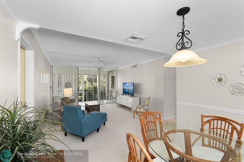 Image 10 of 21 For 3412 Causeway Blvd  201