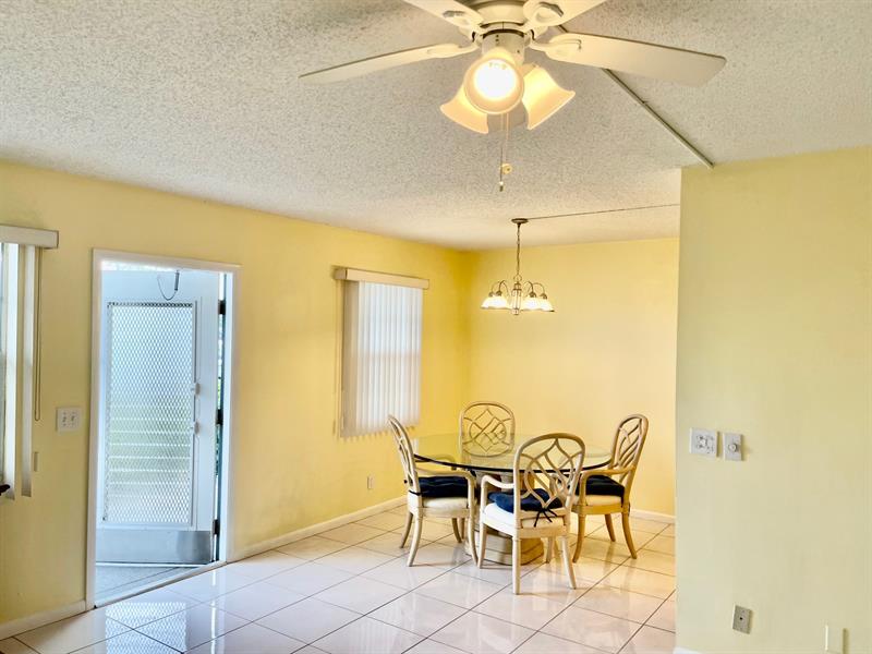 Image 9 of 17 For 1058 Exeter D  1058