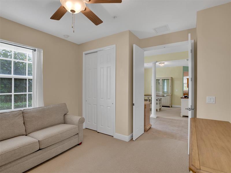 Image 17 of 33 For 2340 Water Oak Ct  211