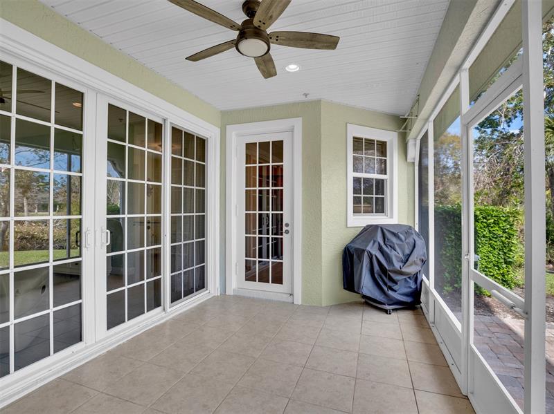 Image 24 of 33 For 2340 Water Oak Ct  211