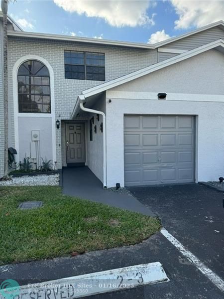 Details for 306 106th Ter, Pembroke Pines, FL 33026