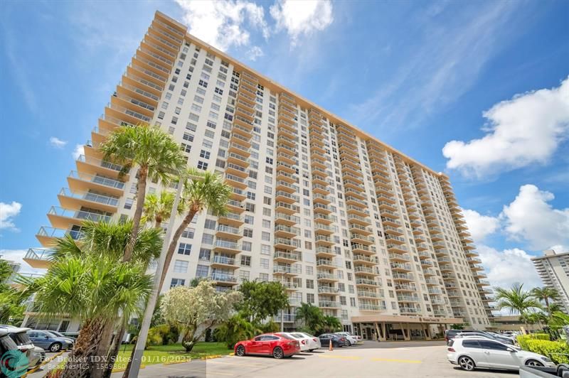 Details for 230 174th St  814, Sunny Isles Beach, FL 33160