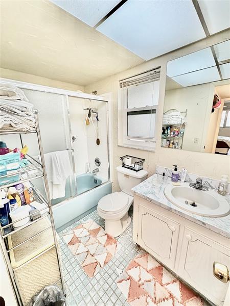 Image 13 of 29 For 2900 Sunrise Lakes Dr  106