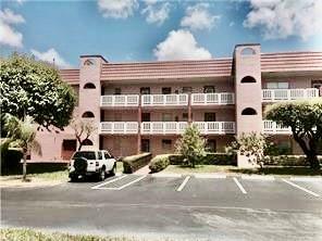 Image 23 of 29 For 2900 Sunrise Lakes Dr  106