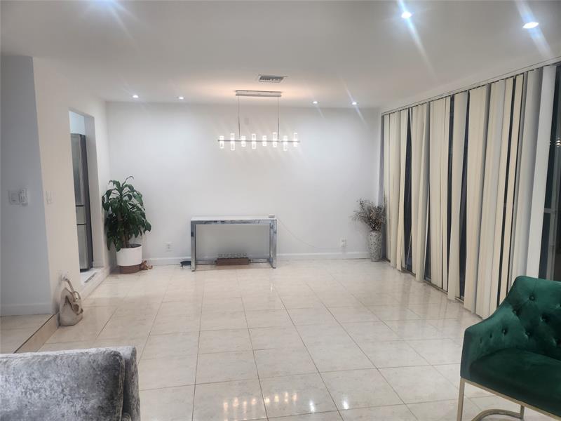 Image 8 of 16 For 832 81st Ave  5