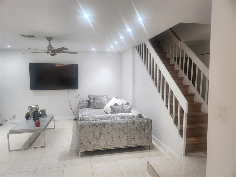 Image 9 of 16 For 832 81st Ave  5