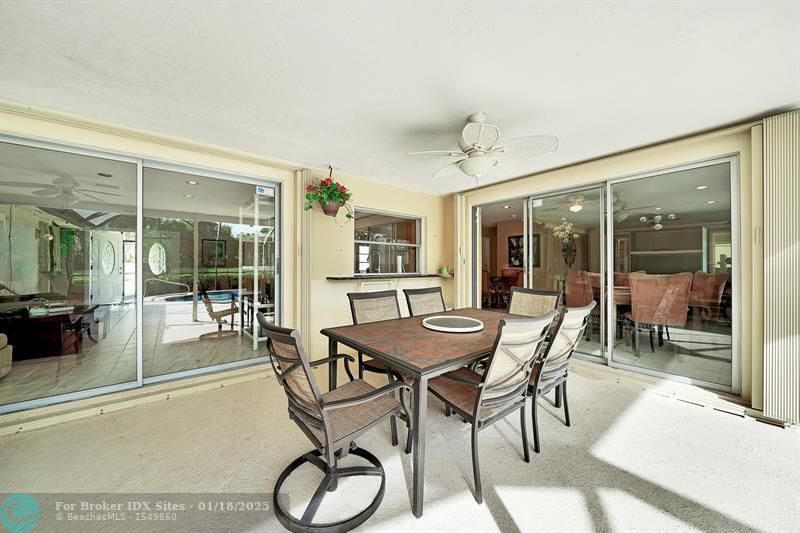 Image 31 of 64 For 16570 Royal Poinciana Ct