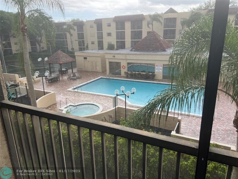 Image 57 of 60 For 10501 Broward Boulevard  307