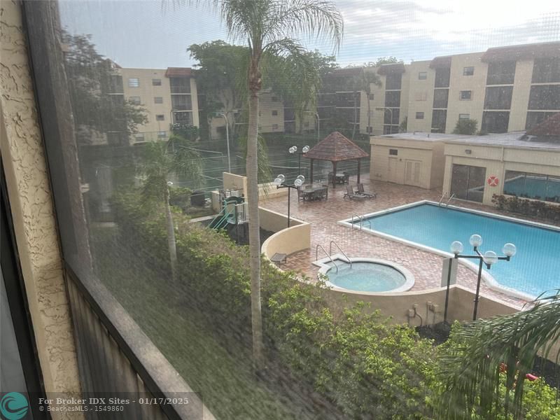 Image 58 of 60 For 10501 Broward Boulevard  307