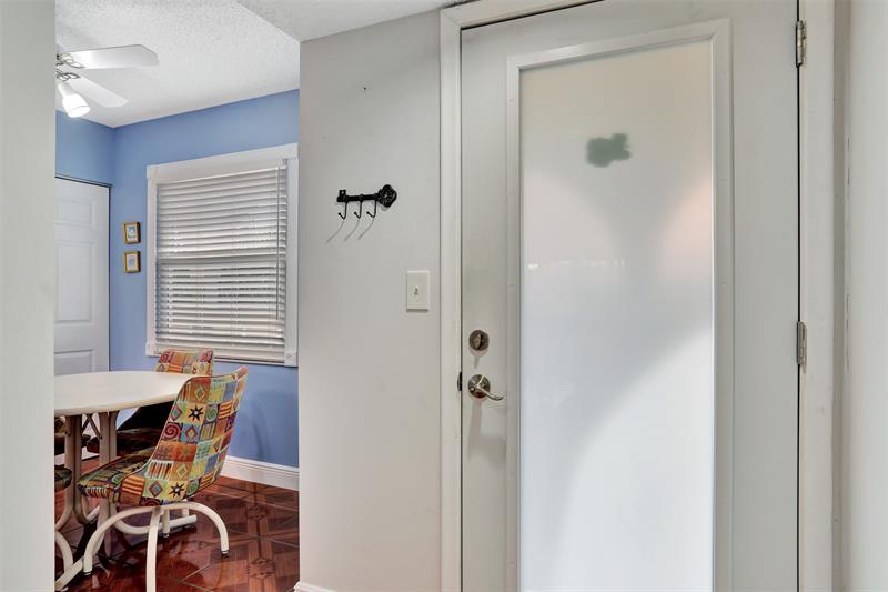 Image 10 of 80 For 1501 Cayman Way  D4