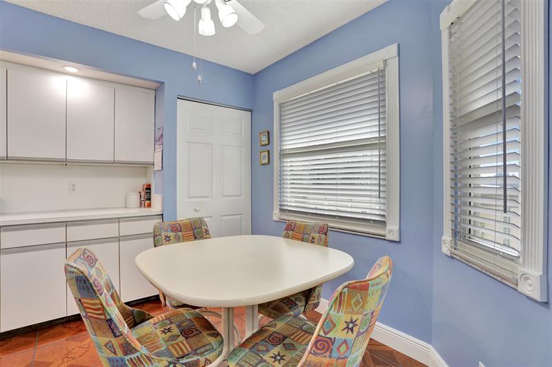 Image 11 of 80 For 1501 Cayman Way  D4
