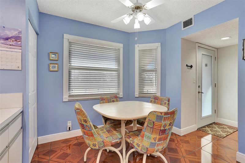 Image 12 of 80 For 1501 Cayman Way  D4