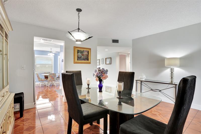 Image 19 of 80 For 1501 Cayman Way  D4