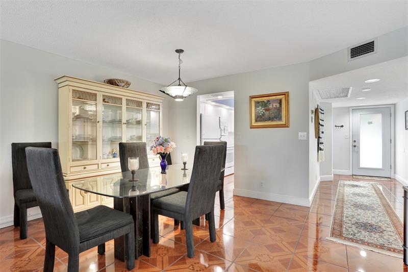 Image 21 of 80 For 1501 Cayman Way  D4
