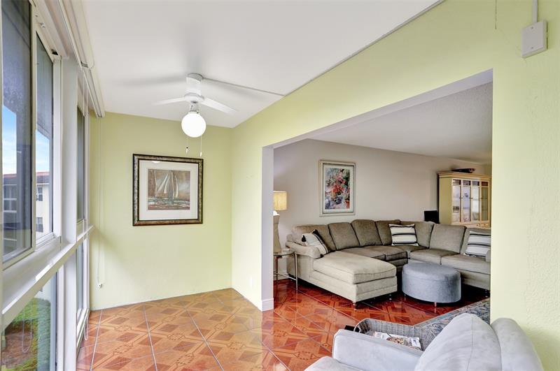 Image 27 of 80 For 1501 Cayman Way  D4