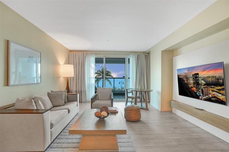 Image 2 of 40 For 505 Ft Lauderdale Bch Blvd  226