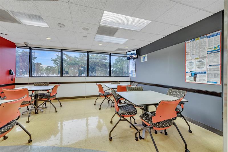 Image 30 of 46 For 3363 Commercial Blvd.  202a, 201a