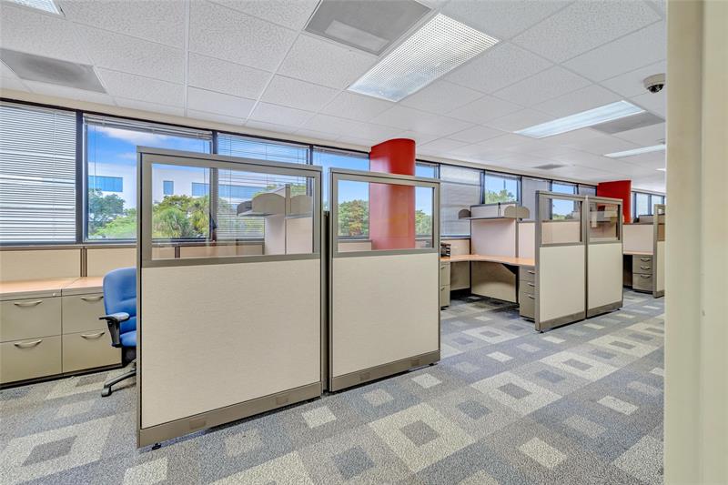 Image 36 of 46 For 3363 Commercial Blvd.  202a, 201a