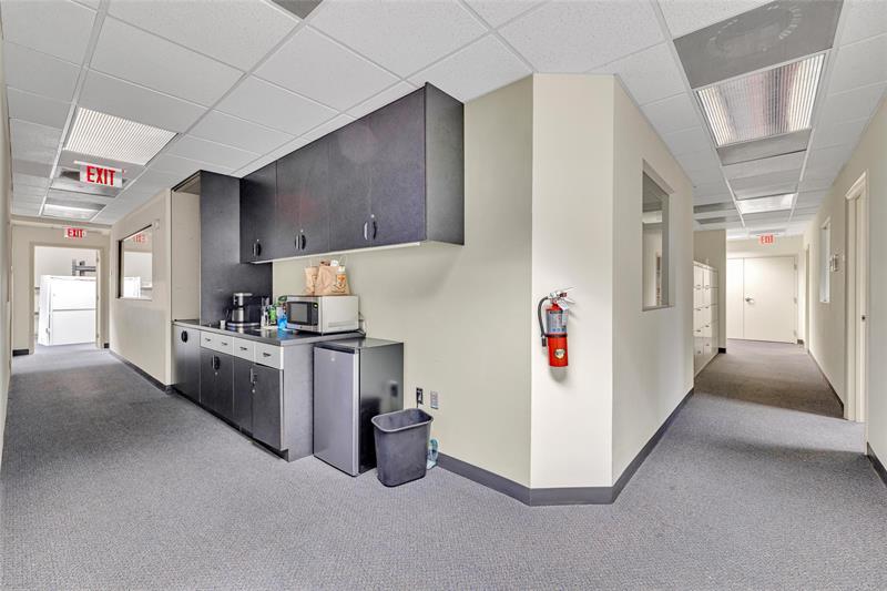 Image 14 of 18 For 3363 Commercial Boulevard  201a