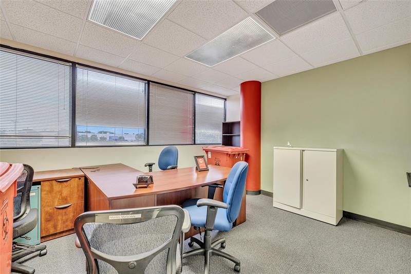 Image 15 of 18 For 3363 Commercial Boulevard  201a