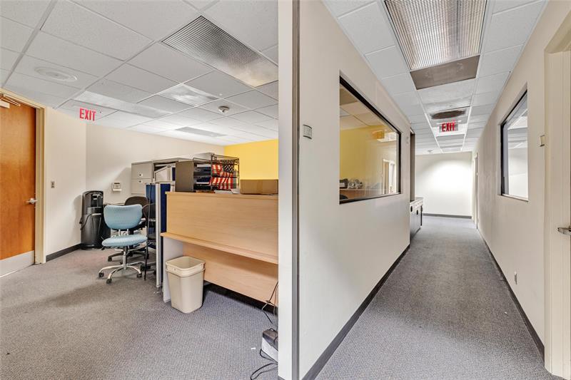 Image 17 of 18 For 3363 Commercial Boulevard  201a