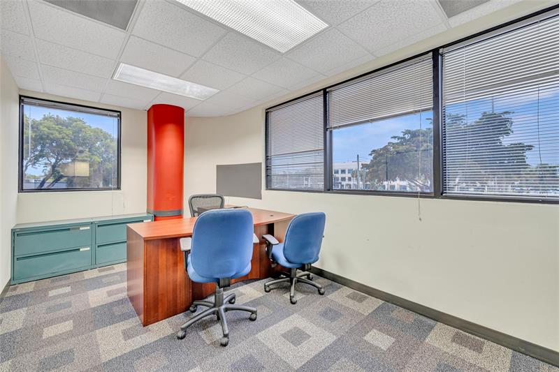 Image 24 of 45 For 3363 Commercial Boulevard  202a