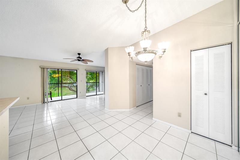 Image 16 of 30 For 9933 Belfort Cir  201