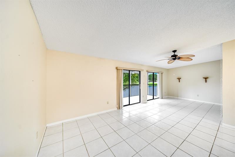 Image 6 of 30 For 9933 Belfort Cir  201