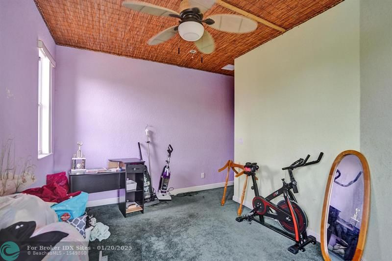 Image 27 of 41 For 12312 Royal Palm Blvd  6