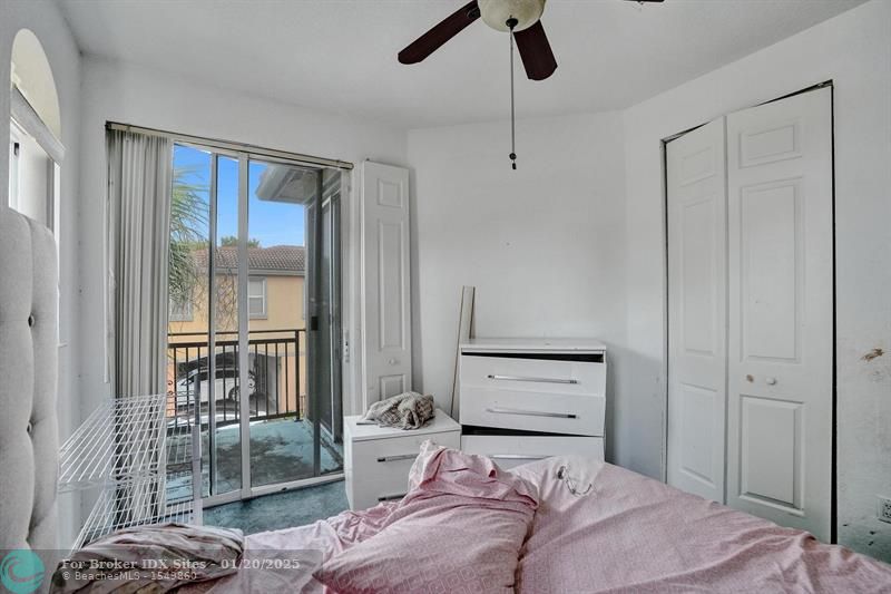 Image 30 of 41 For 12312 Royal Palm Blvd  6