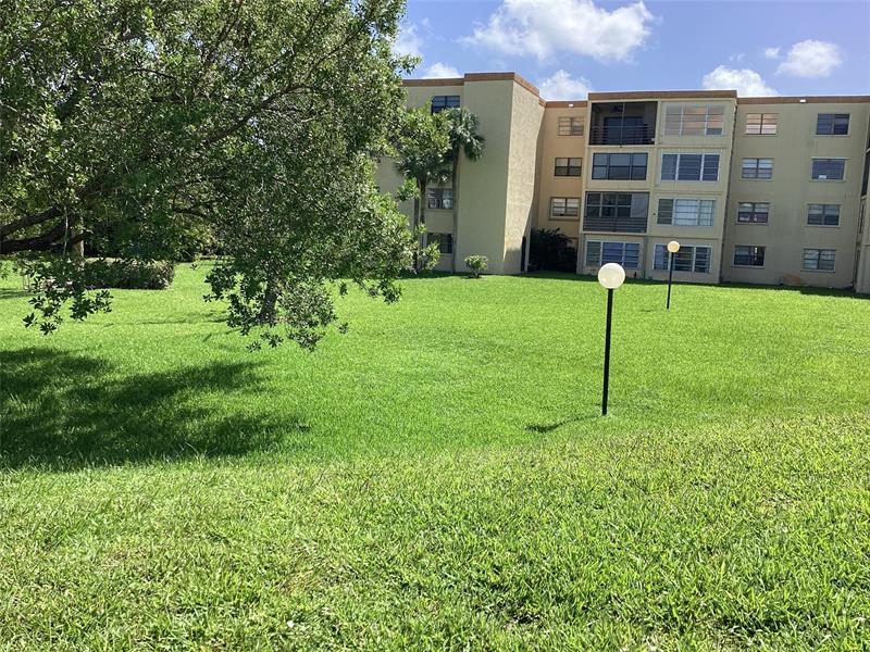 Image 25 of 26 For 9273 8th St  206