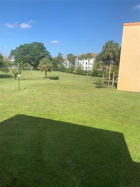 Image 9 of 26 For 9273 8th St  206