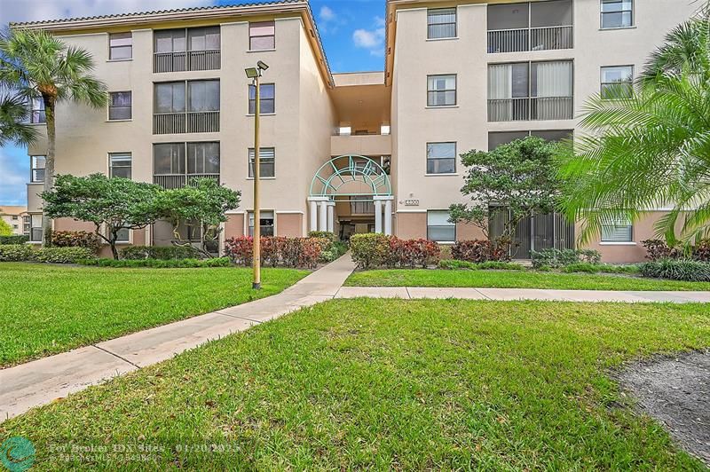 Details for 4400 30th St  327, Coconut Creek, FL 33066