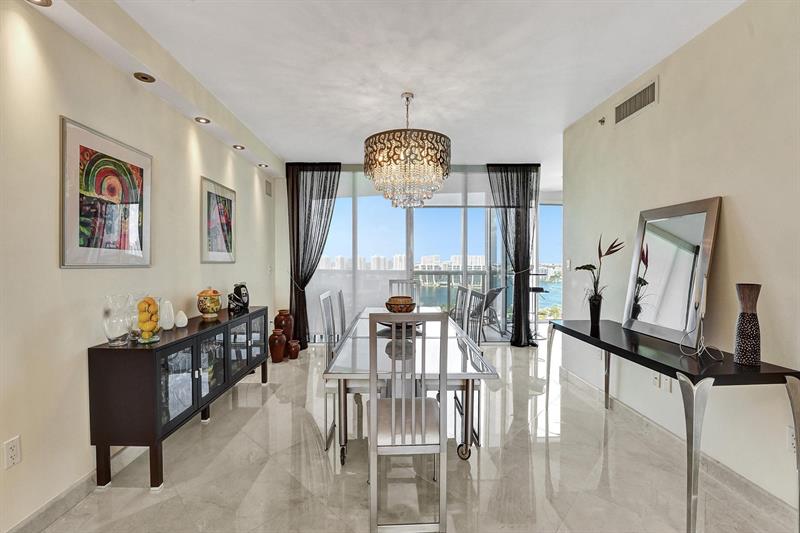 Image 23 of 52 For 18911 Collins Ave  2706