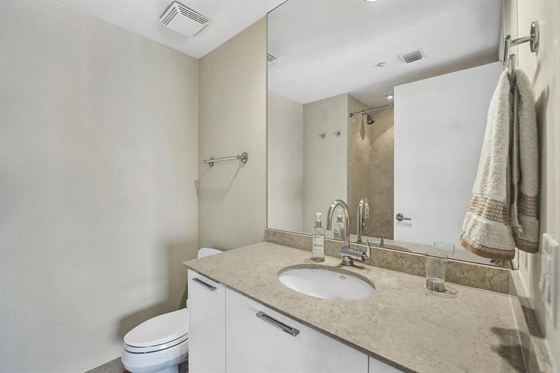 Image 36 of 52 For 18911 Collins Ave  2706