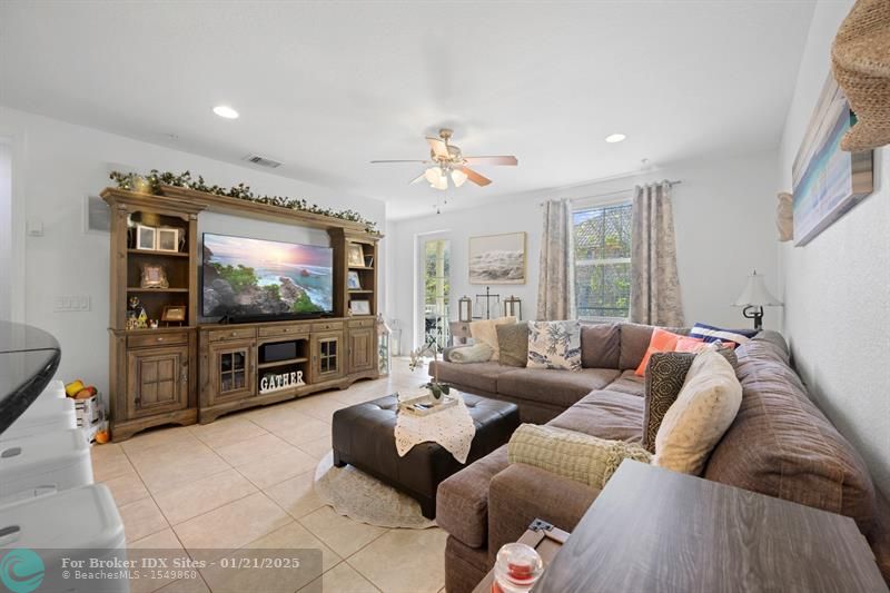 Image 8 of 37 For 3925 Sleepy Orange Ln  3925